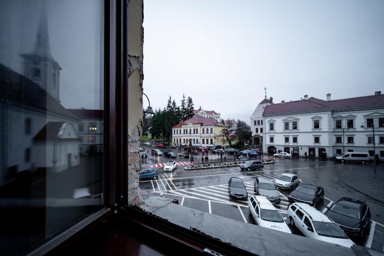 Central Harmony Apartment Odorheiu Secuiesc Luaran gambar