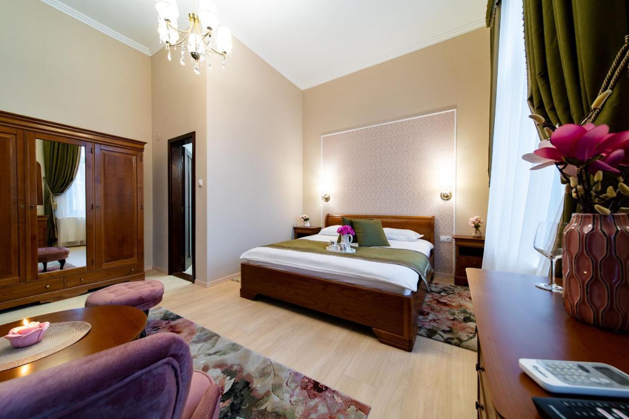 Central Harmony Apartment Odorheiu Secuiesc Luaran gambar